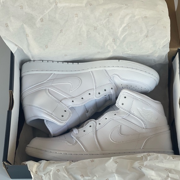 Jordan Other - Unworn Nike Air Jordan 1 Mid Triple White US Men's 9.5
